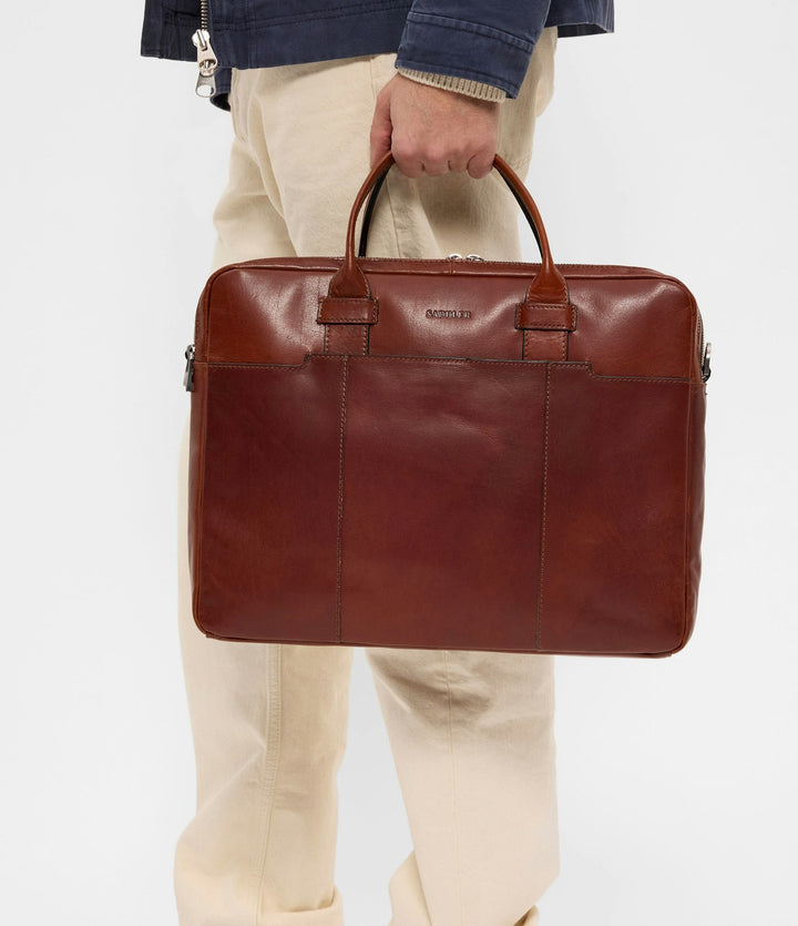 Vadstena Data Bag Brown