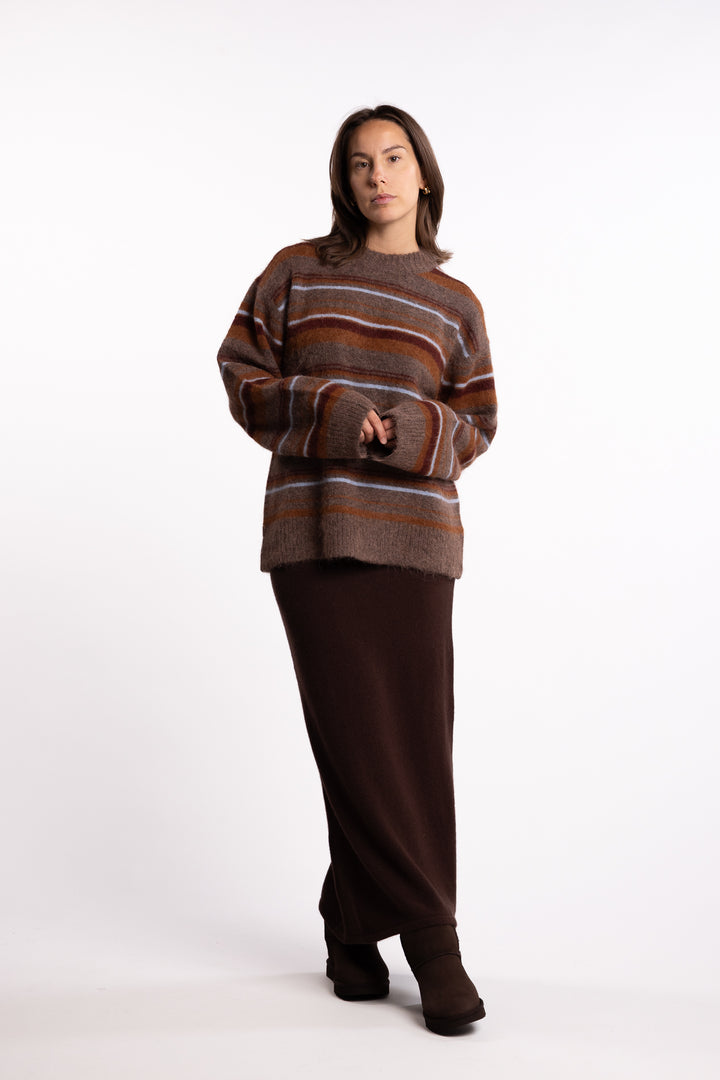 Fluffy Stripe Crew - Brown Stripe