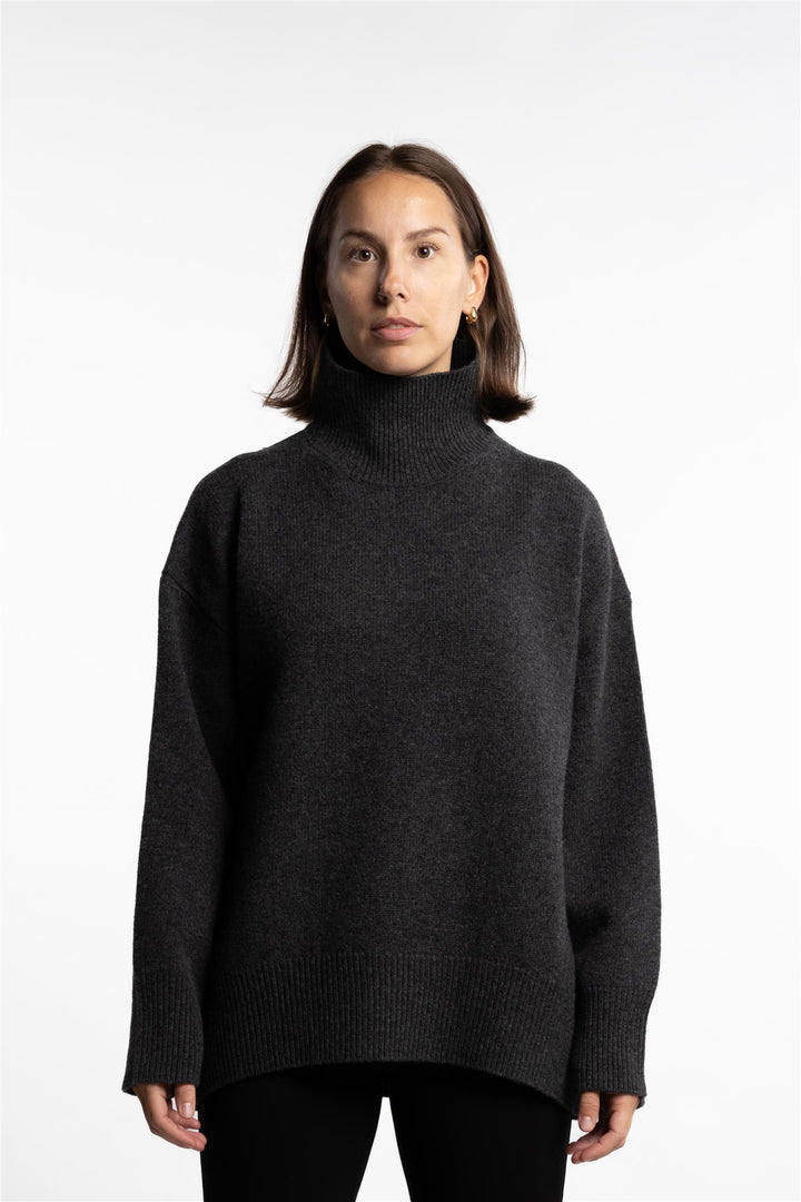 Juliette Sweater- Graphite