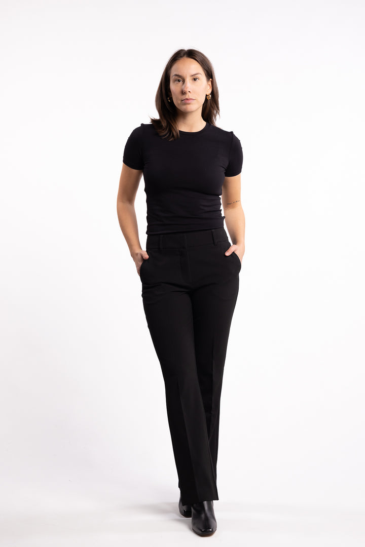 ClaraFV Regular - Black