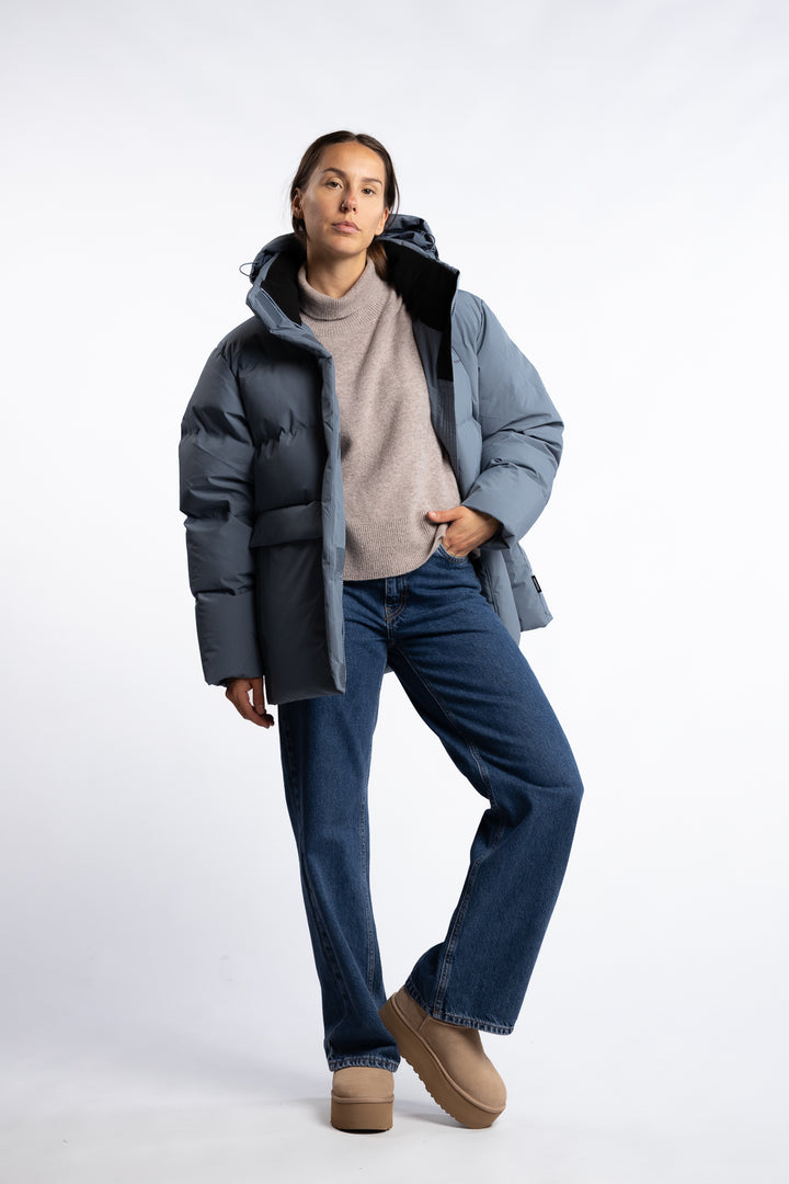 Besseggen Down Jacket - Blue Aqua