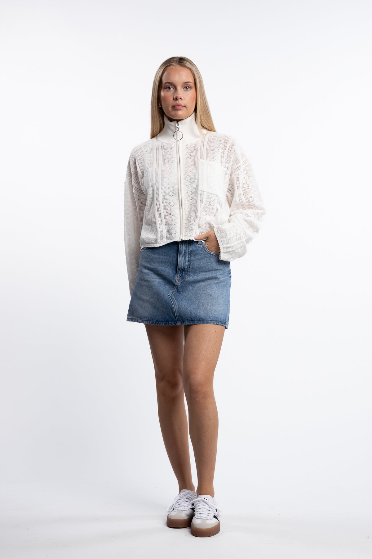 Tine Crochet Cardigan- White