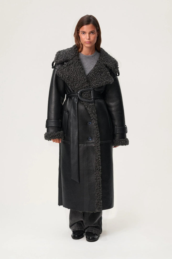Manchester Coat- Black