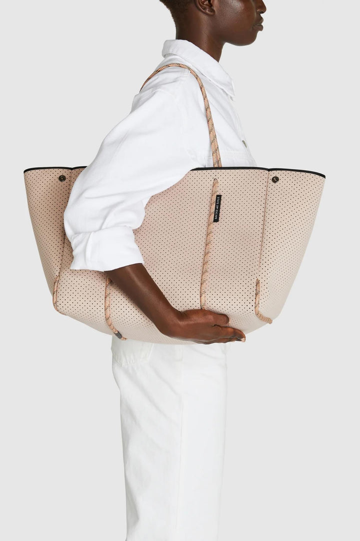 Escape Tote- Blush