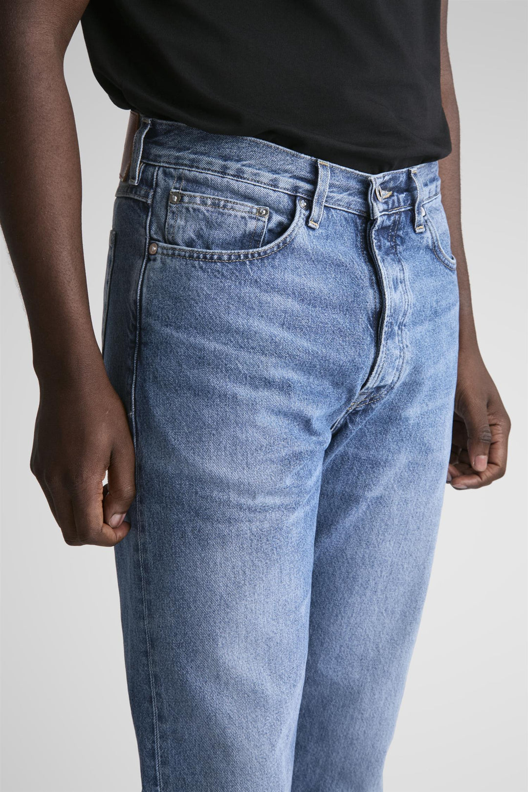 Kai Relaxed Tapered Fit Jeans Japan New Blue
