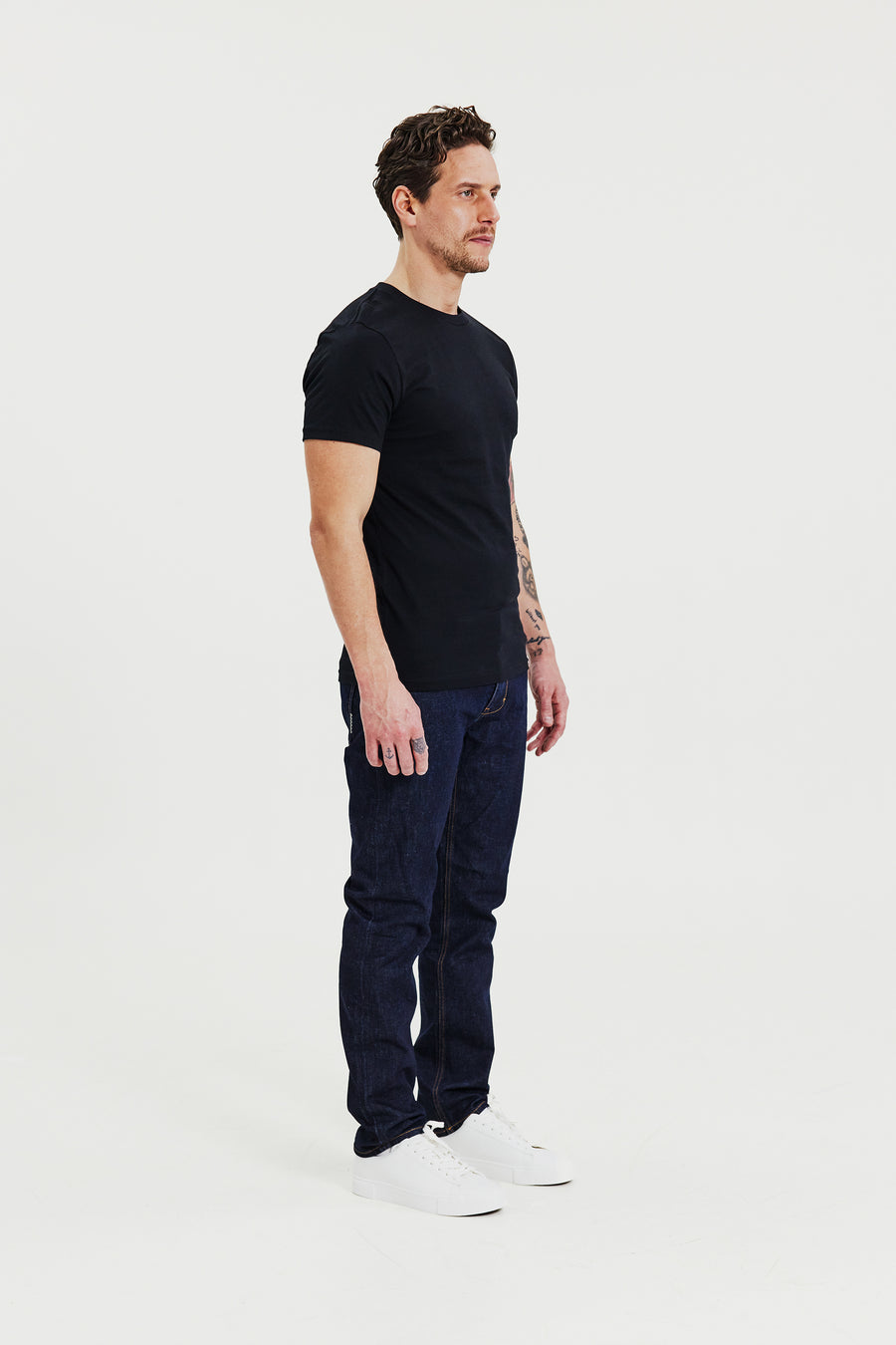 Crew Neck Regular Black