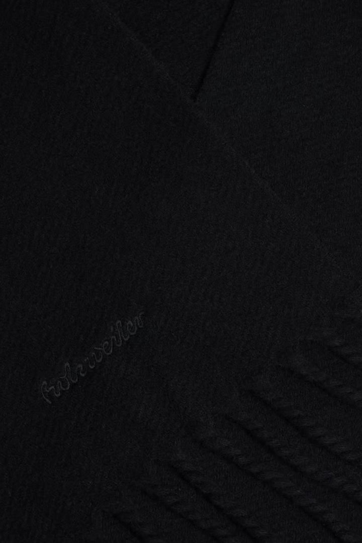 Idro Lambswool Tassel Scarf- Black