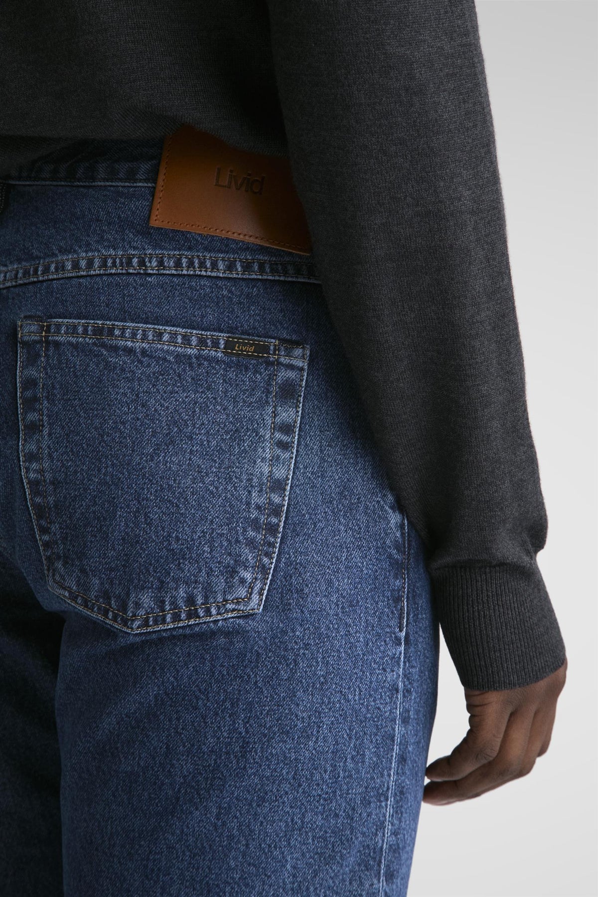 Kai Relaxed Tapered Fit Jeans Japan Dawn