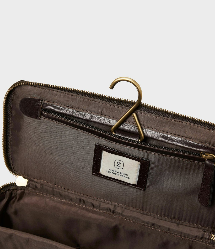Barolo Toilet Bag Dark Brown