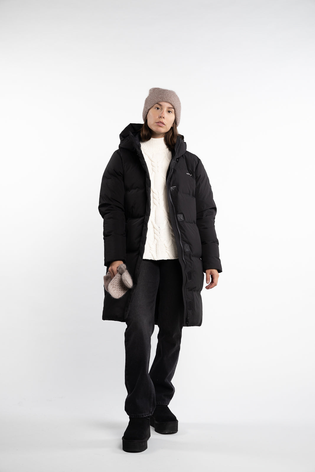 Loen Down Jacket - Black