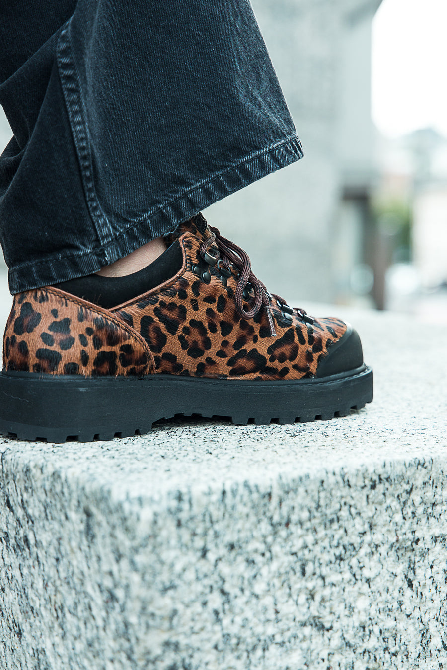 Women's Cornaro- Leo Haircalf