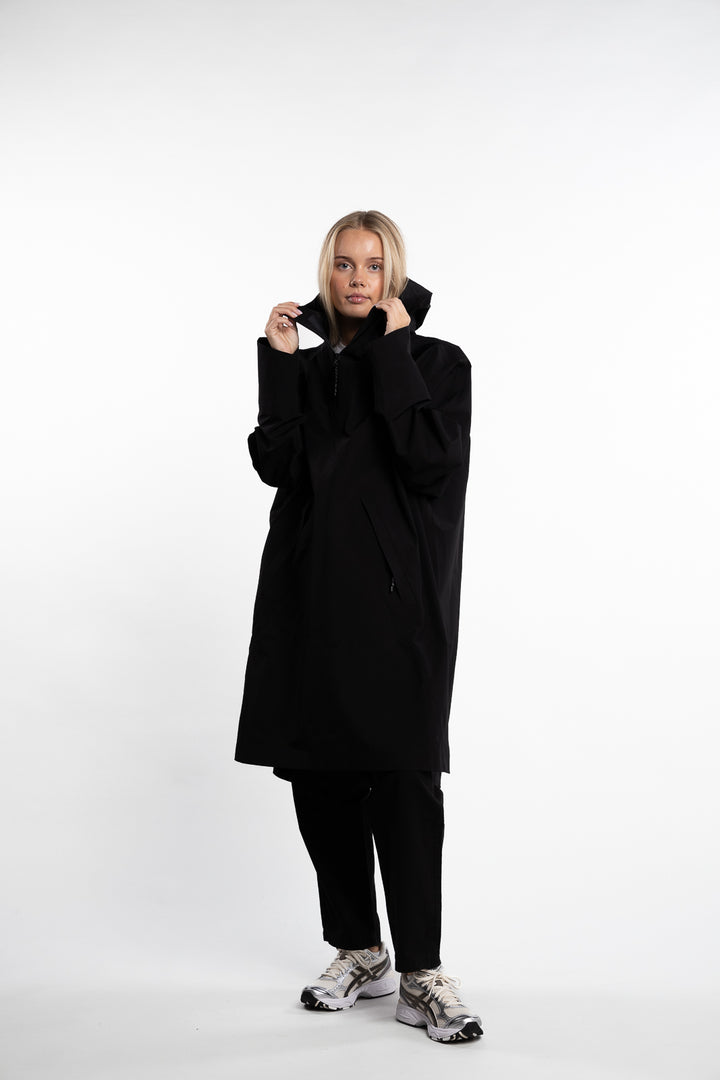 Aalesund Poncho - Black