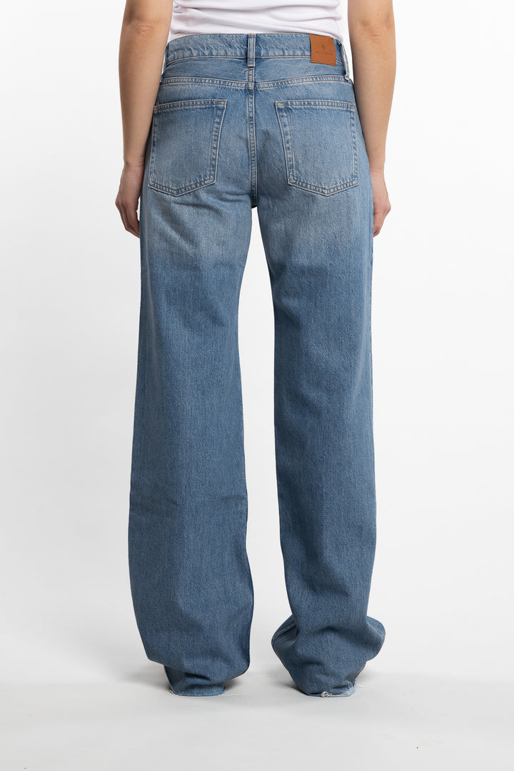 Hugh Jeans-  Panama Blue