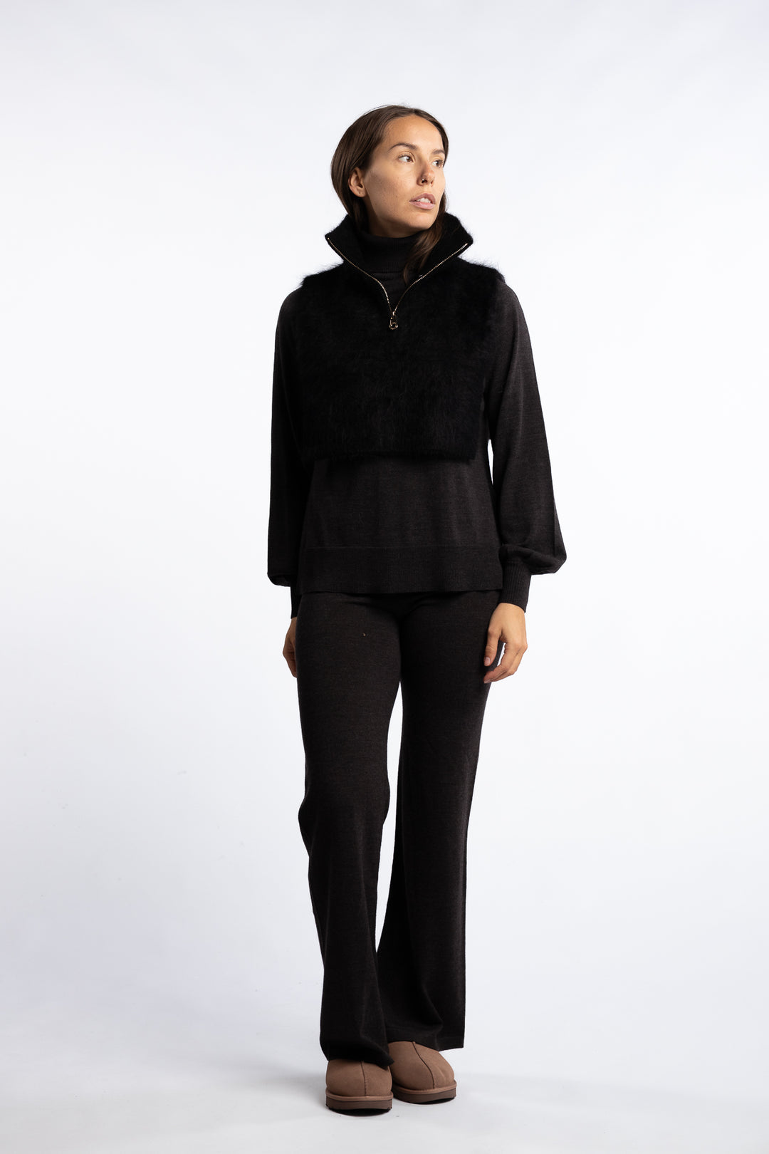Belinda Chunky High Neck- Black