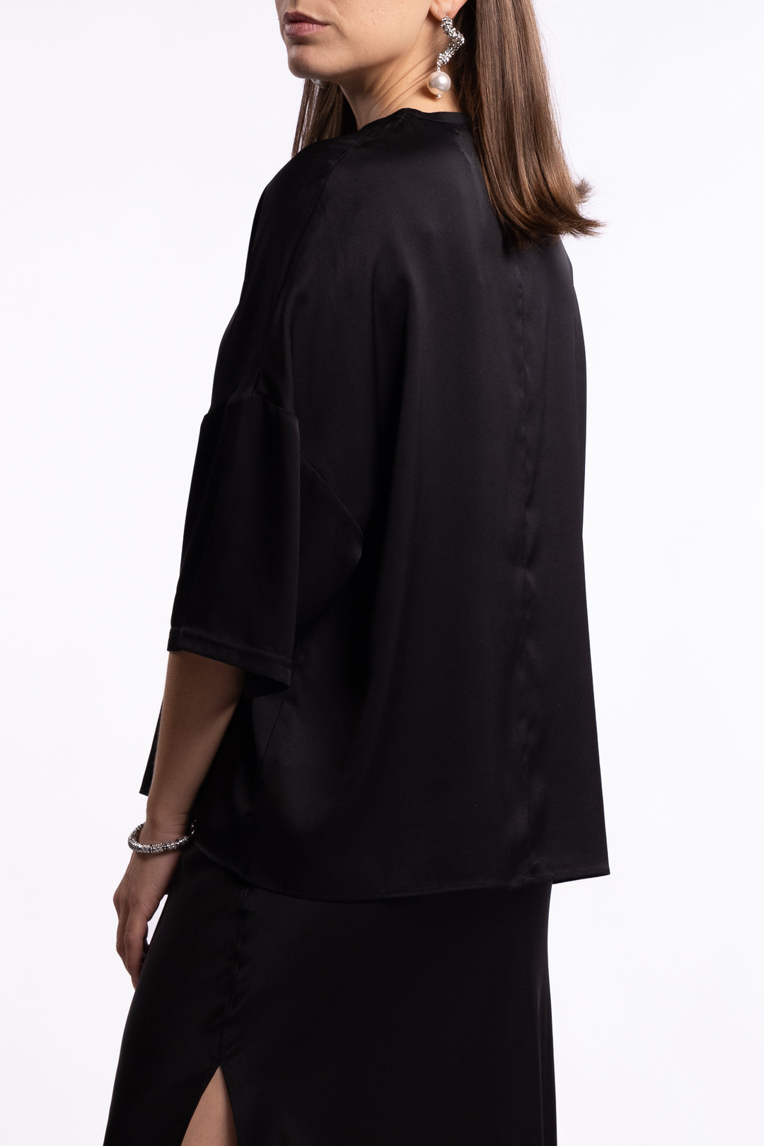 Thess Silk Tee- Black