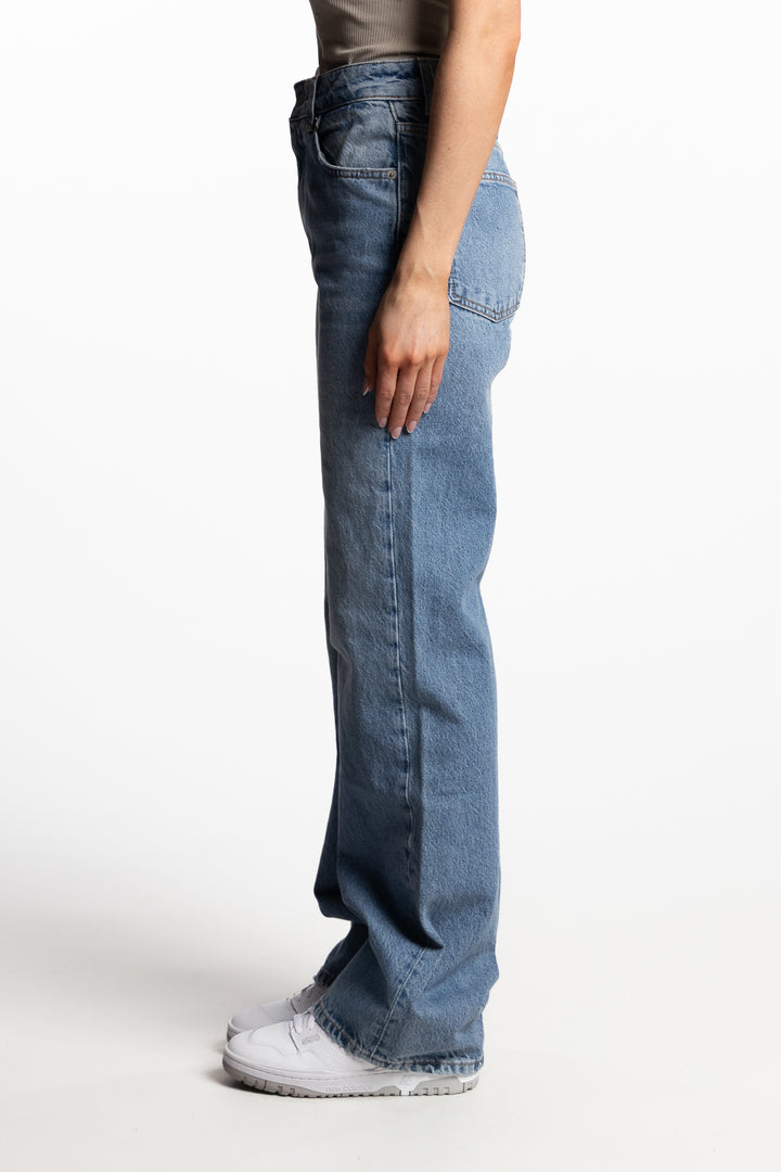 Luca- Mid Blue- high waist wide leg