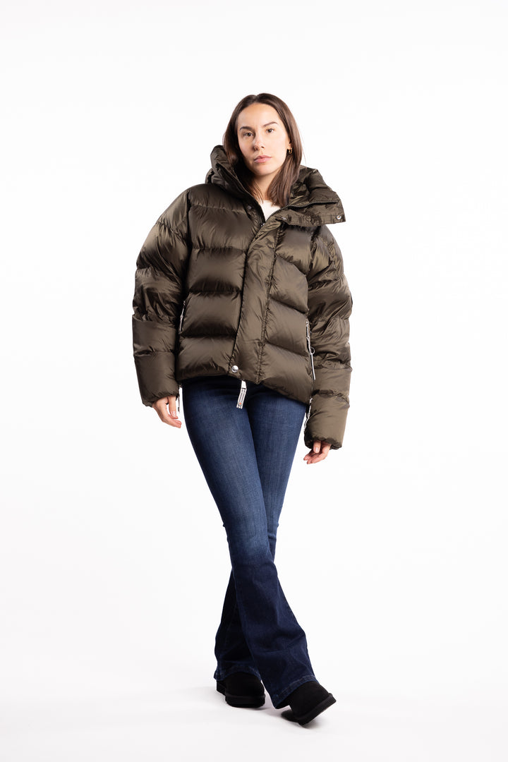 Ginny Short  - Pinewood