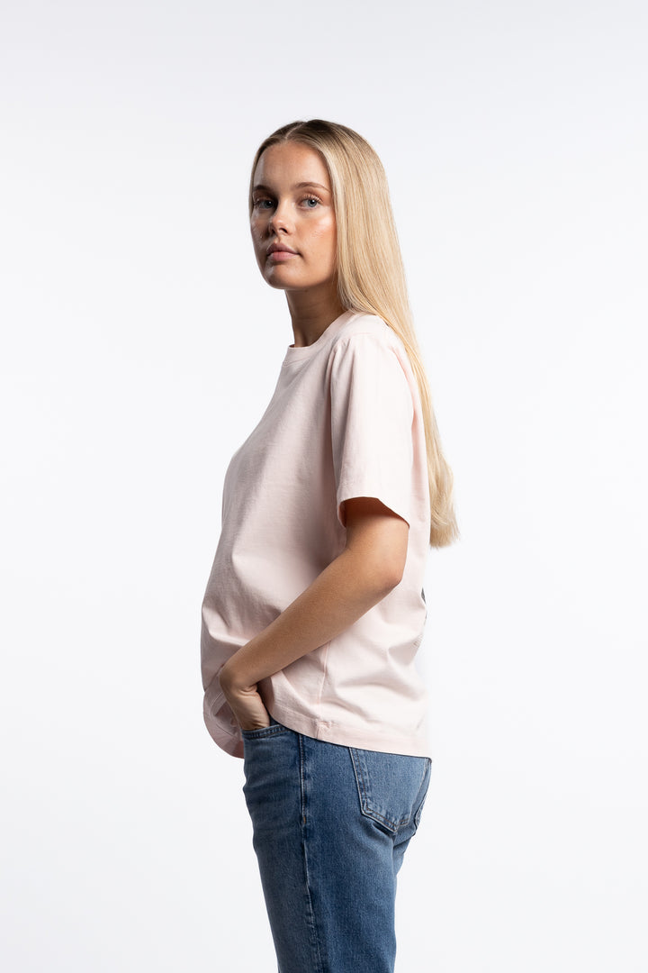 Kjerag National Tee- Lt. Pink