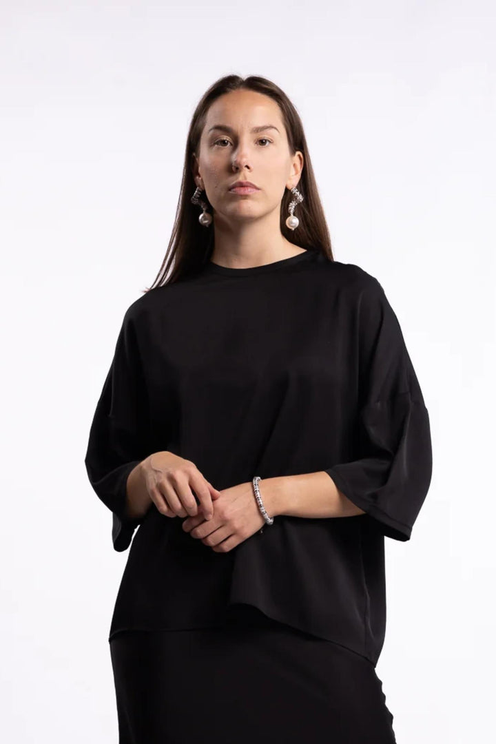 Thess Silk Tee- Black