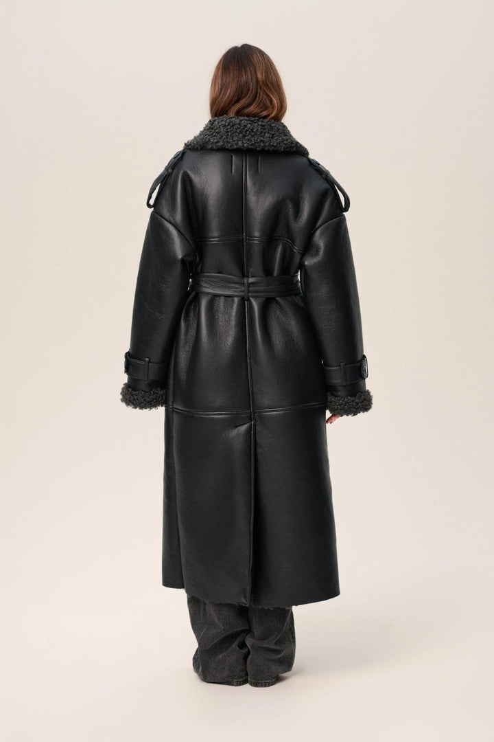 Manchester Coat- Black