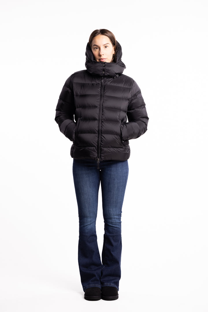 Halley - Black