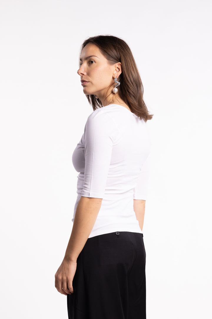 Cotton Stretch Scoop Neck Top- White