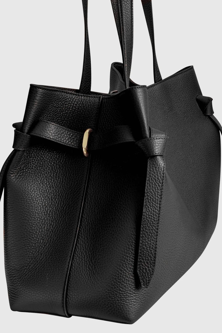 Gyoza Tote- Black Pebble Grain Leather