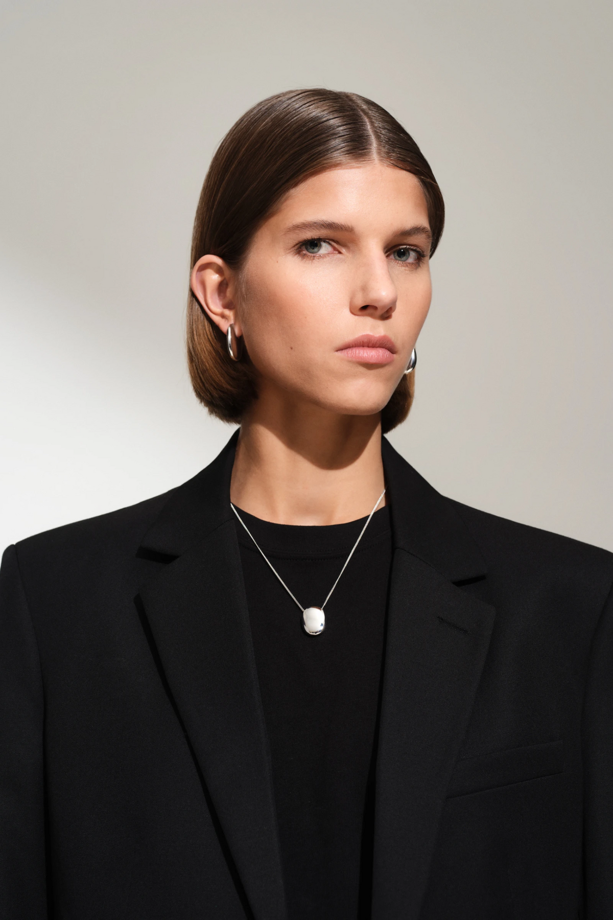 Women's Pebble Pendant- Silver