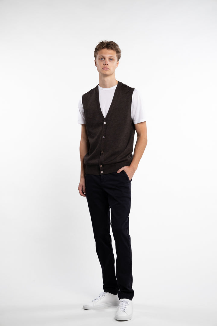 Merino Slipover Vest Brown