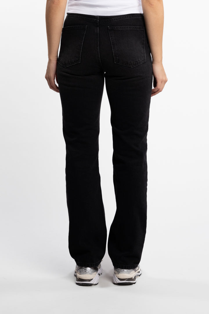 W Regular Jeans- Black Washed