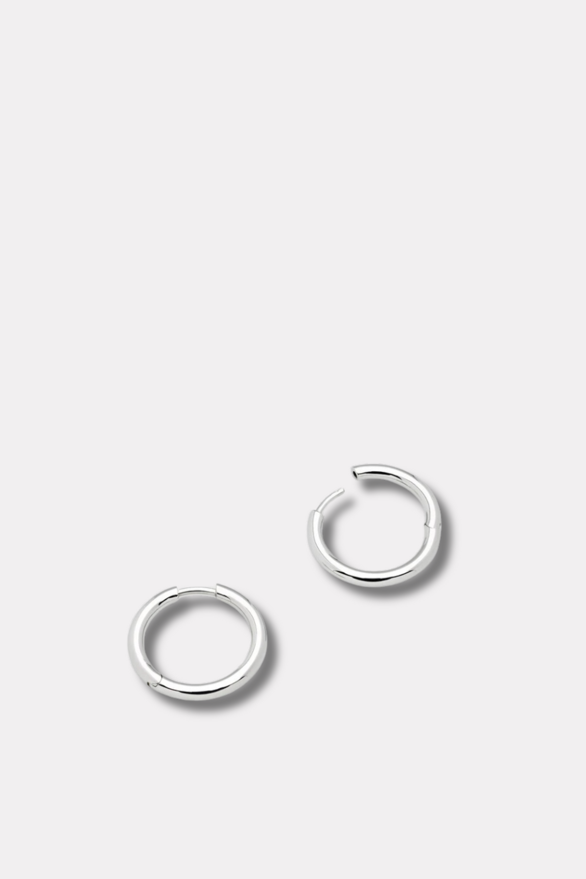 Women's Classic Hoop Medium silver