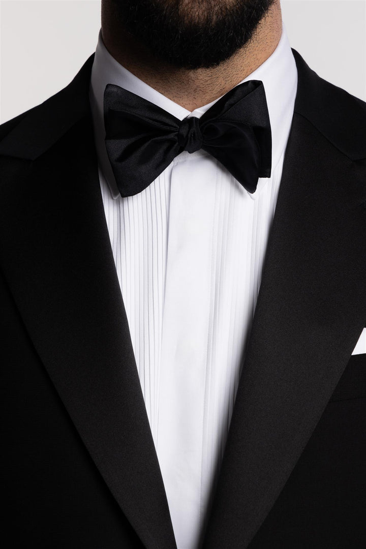 Self-Tie Bow Tie Black