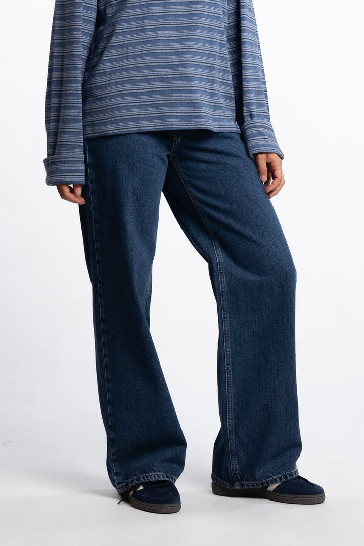 W Wide Jeans - Mid Blue