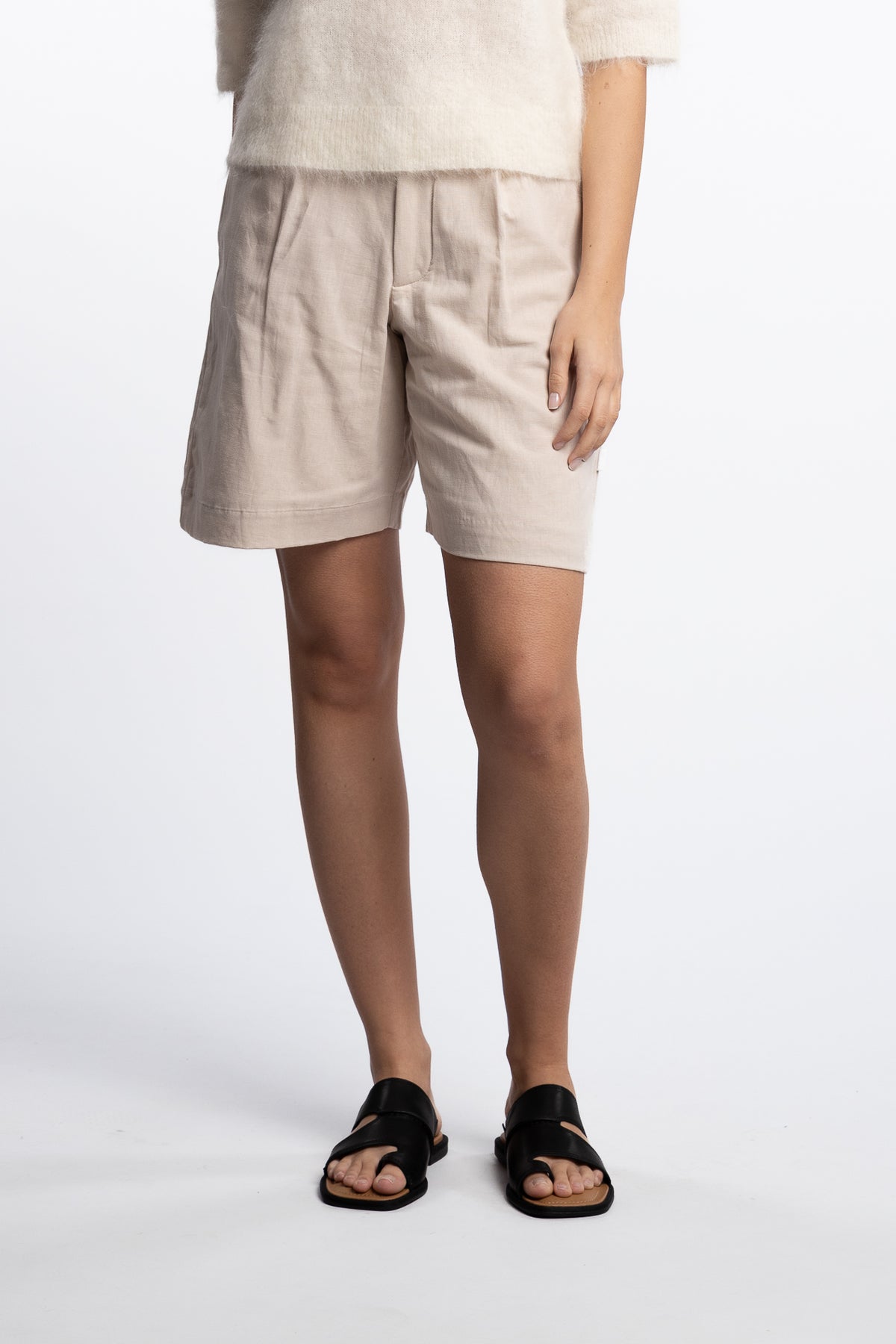 Fie Linen Shorts- Beige