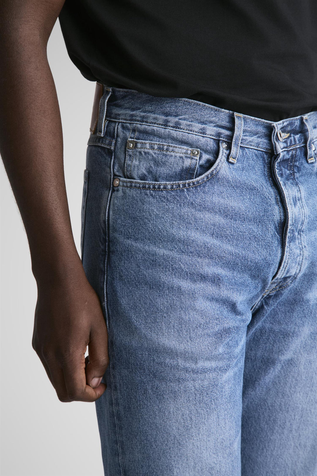 Kai Relaxed Tapered Fit Jeans Japan New Blue
