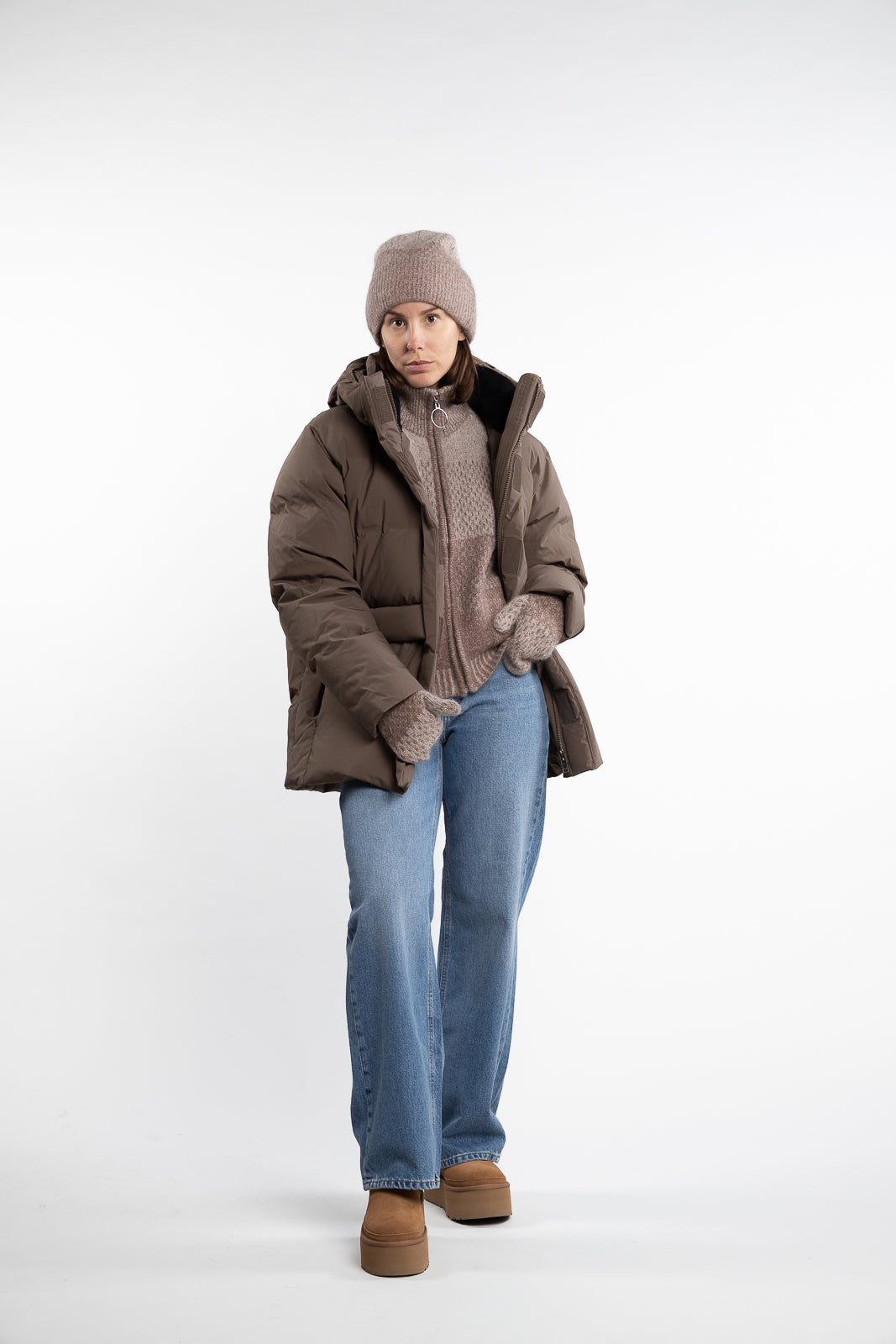 Besseggen Down Jacket- Taupe