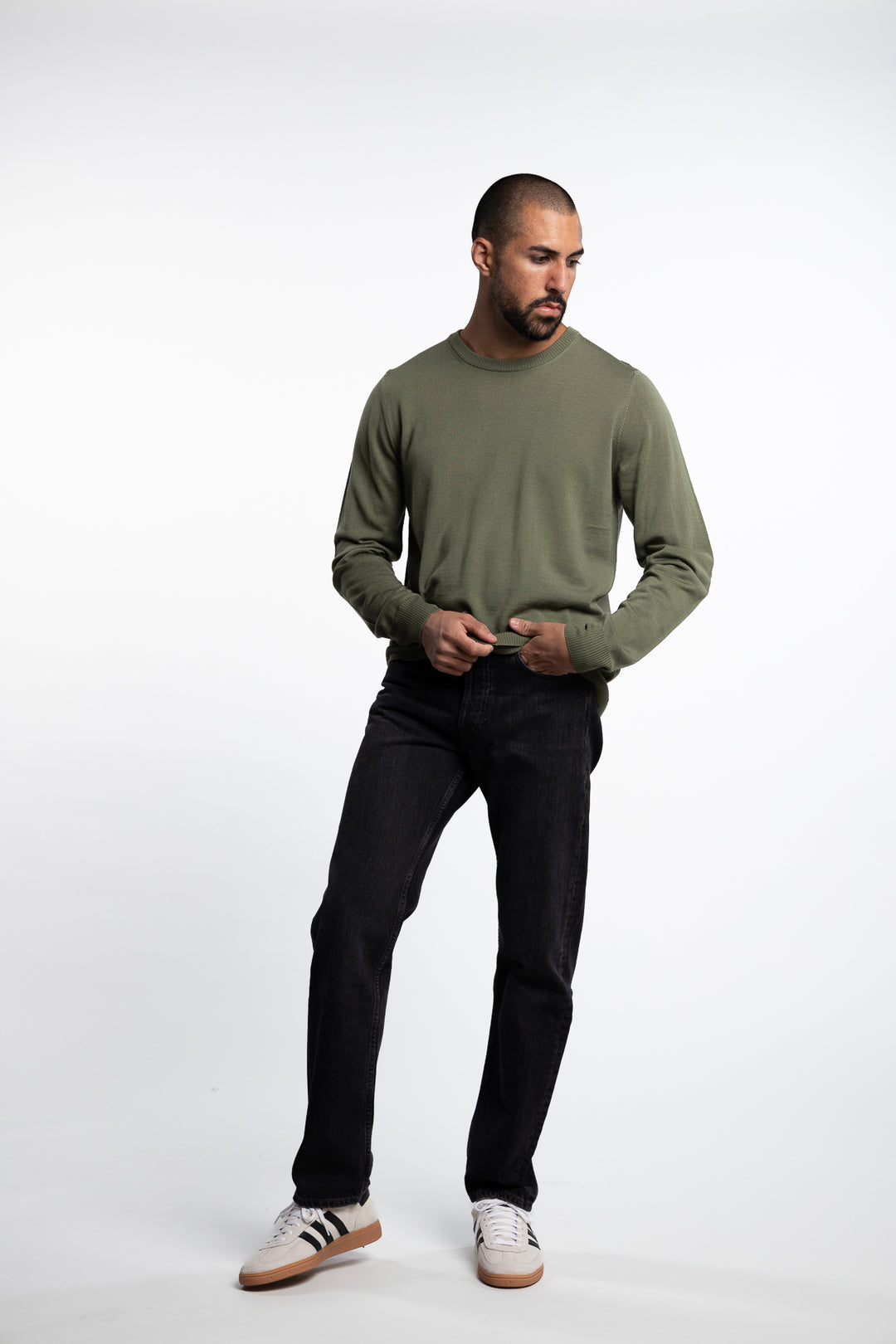 Keane Light Merino Crew Neck Olivine