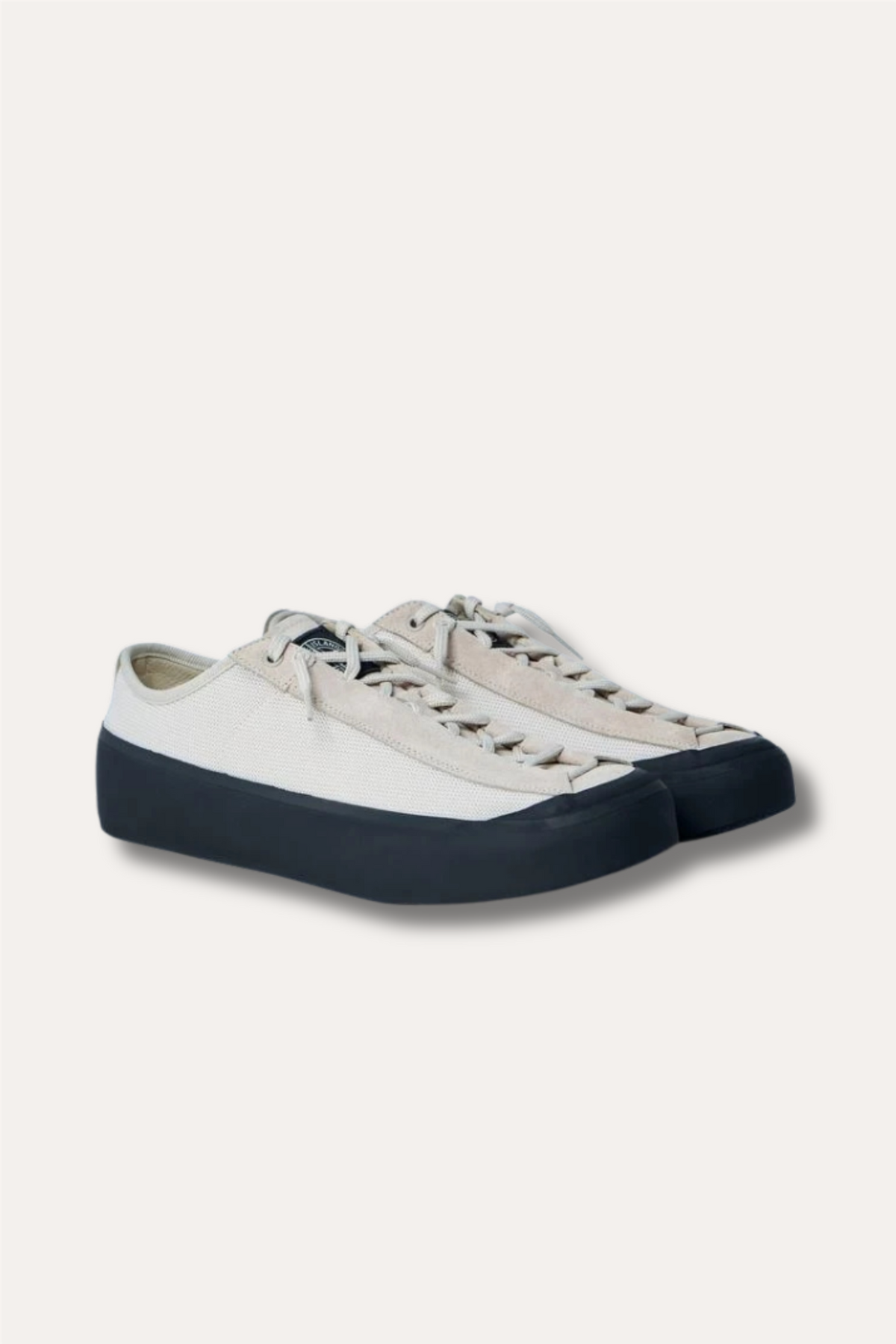 100010 Low-top Trainer With Compass Patch Beige