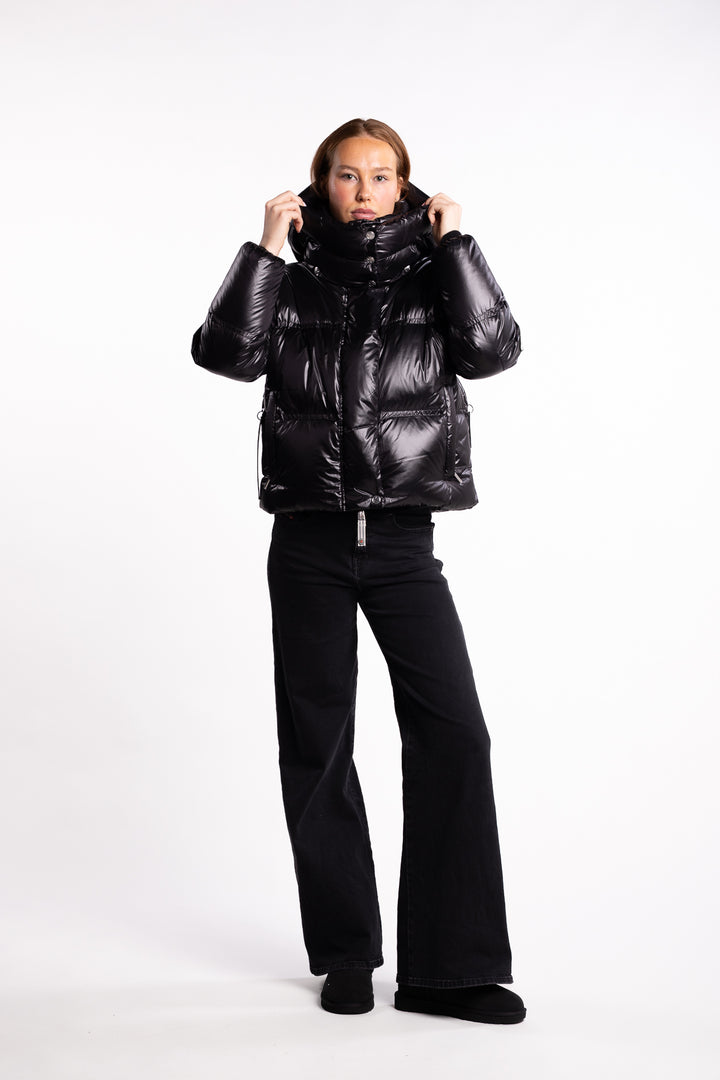 Ginny - Black