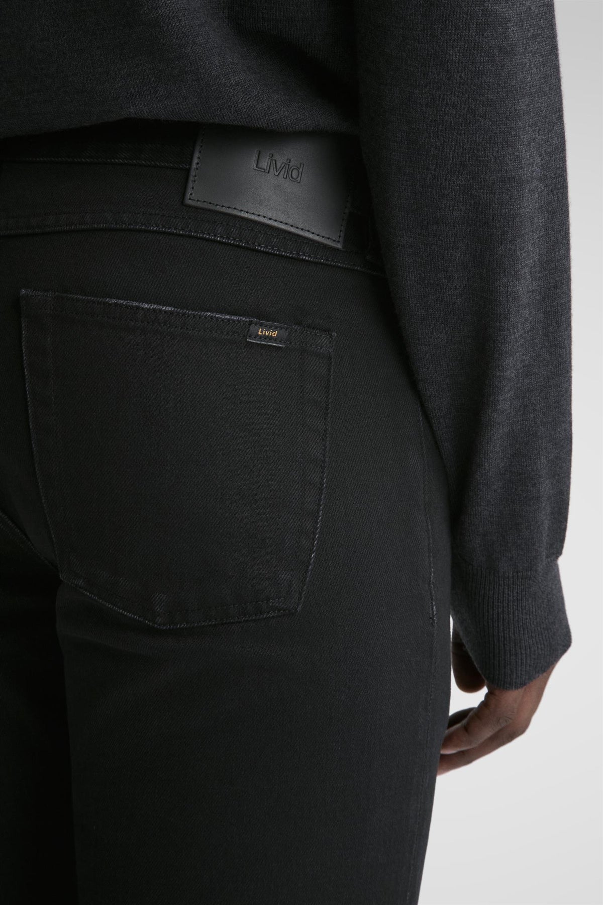 Miko Slim Tapered Fit Japan Black Dusk