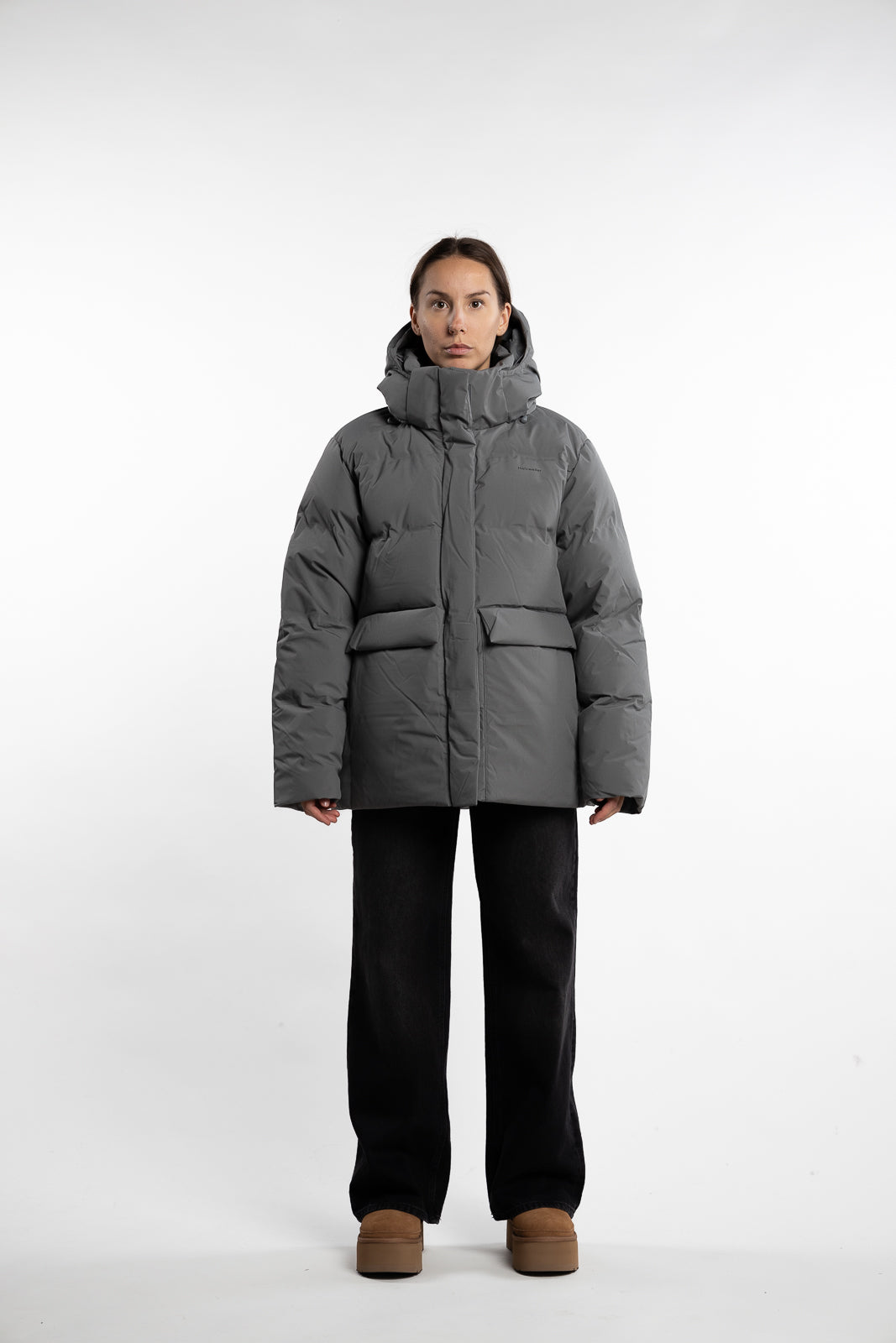 Besseggen Down Jacket- Grey