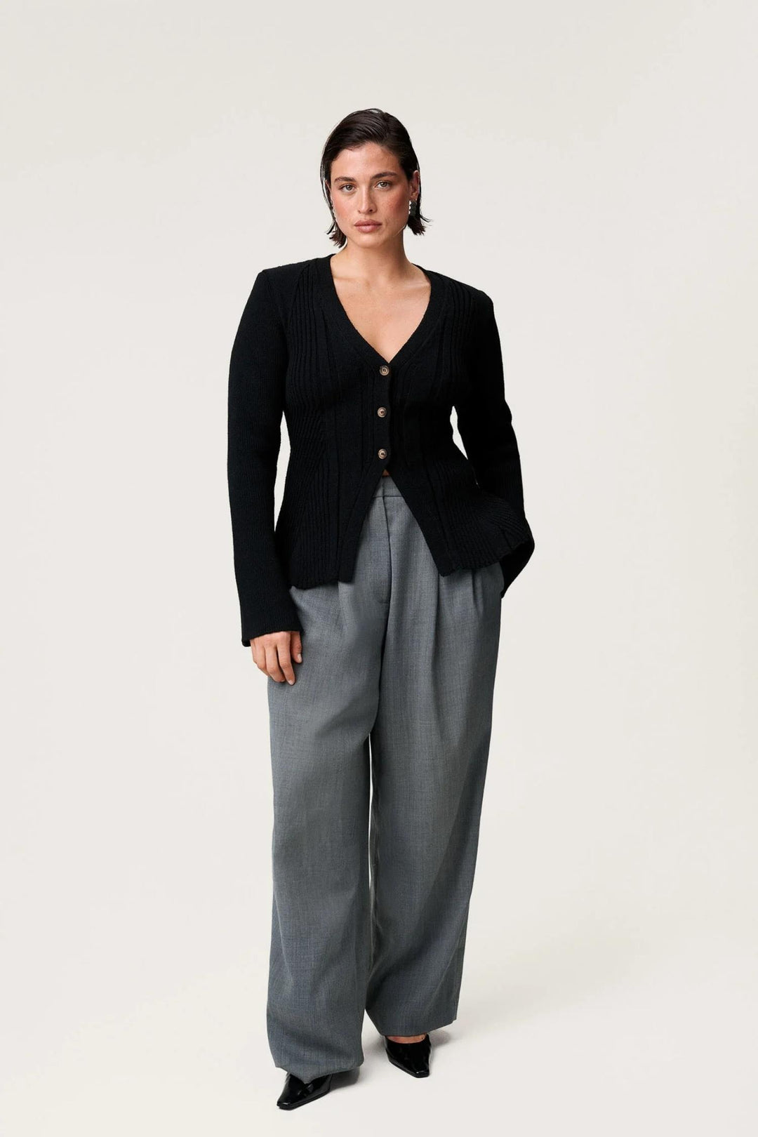 Lugo Cardigan- Black