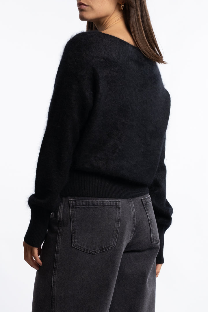 Cloud Knit- Black