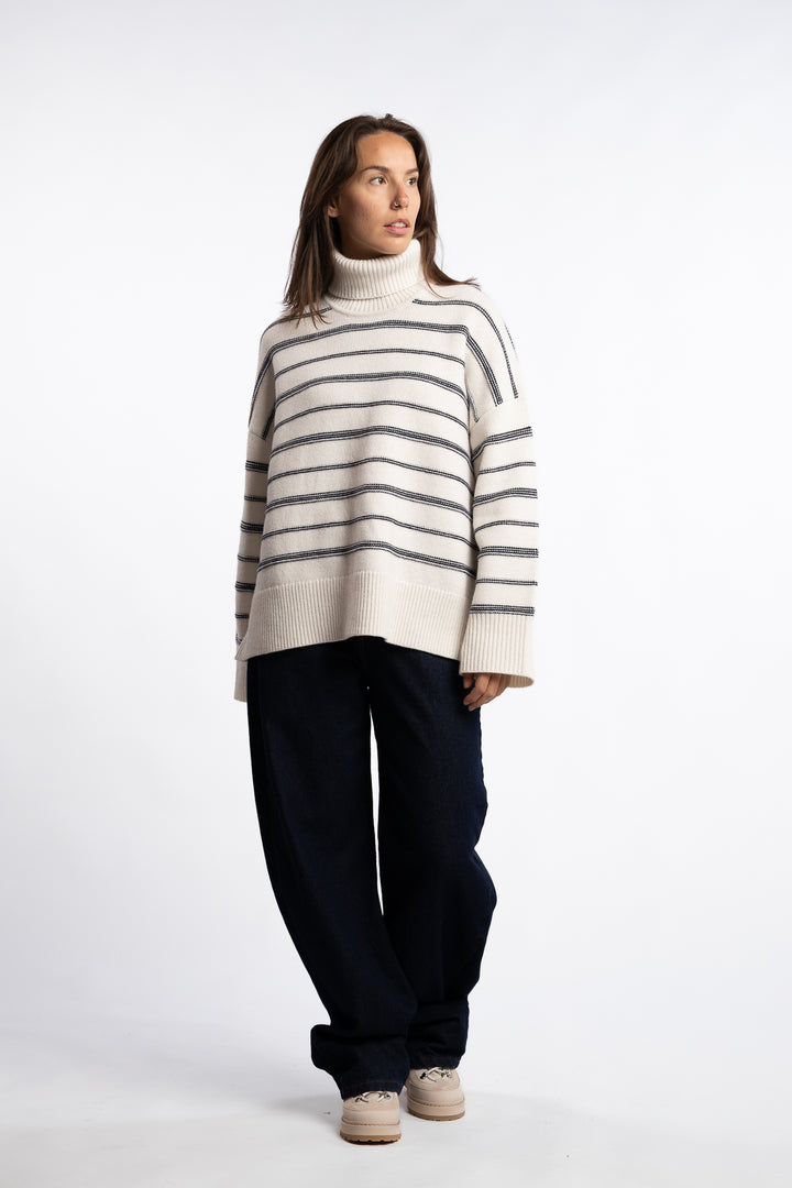 Sakeiku Stripe Turtleneck 11250 - Clear Cream St.