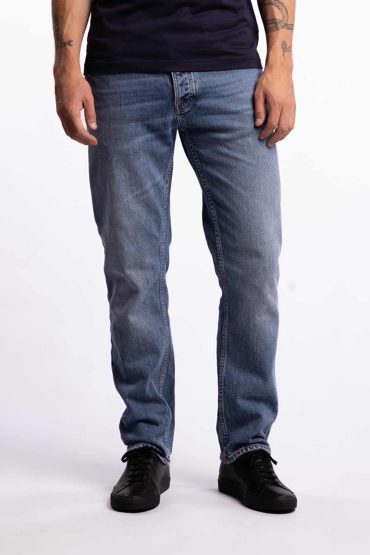 Solid Ollie Slim Fit Jeans Worn Vintage