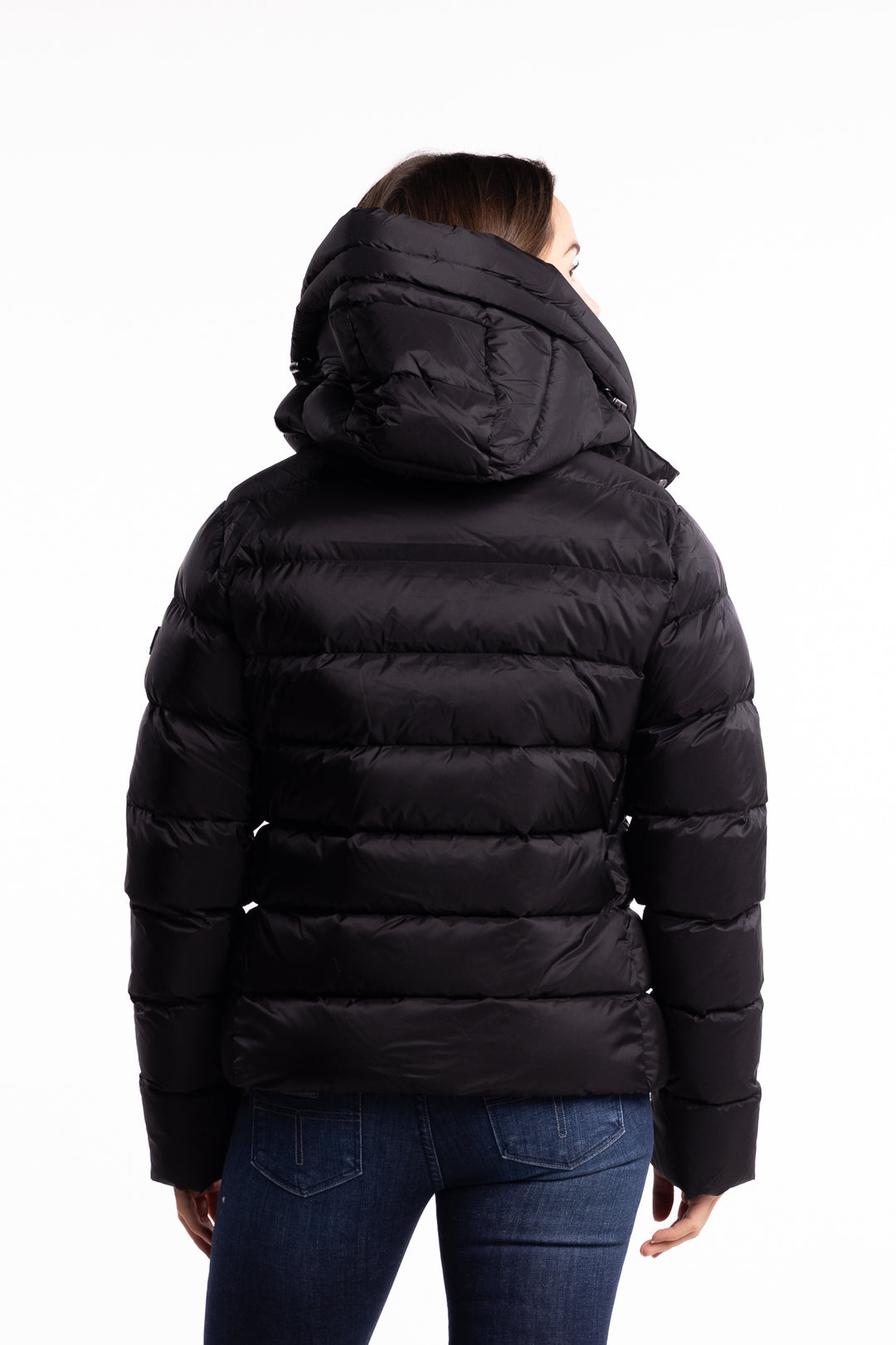 Halley - Black