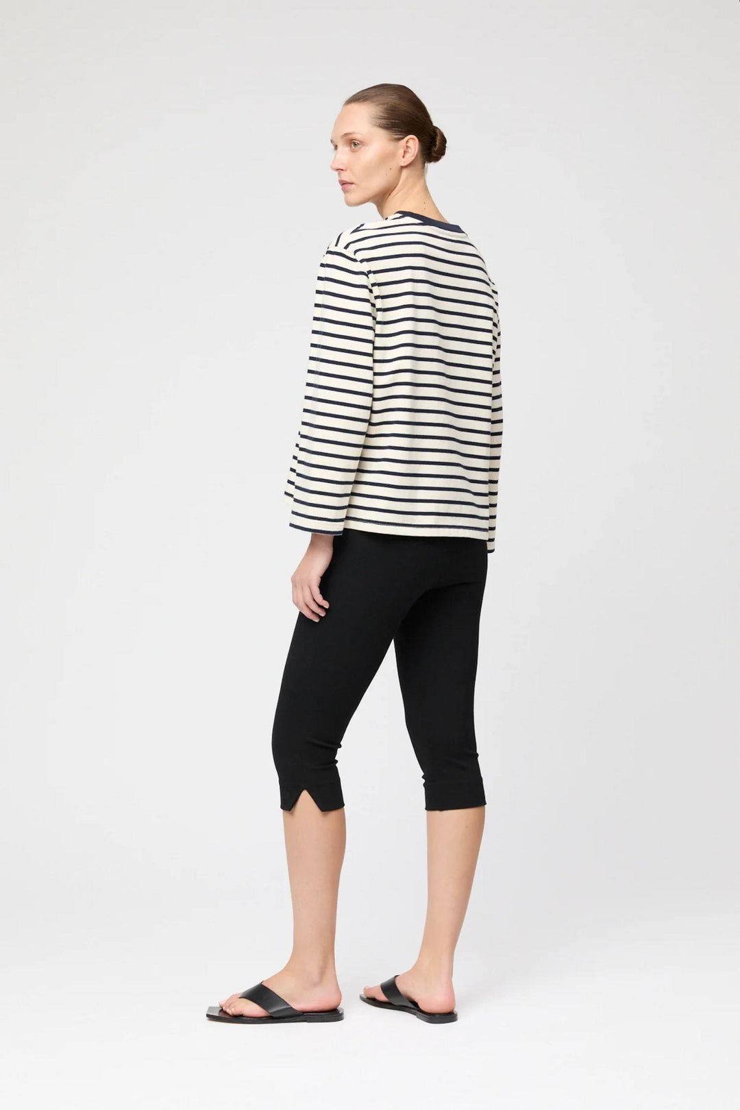Stretch Capri Pants- Jet Black
