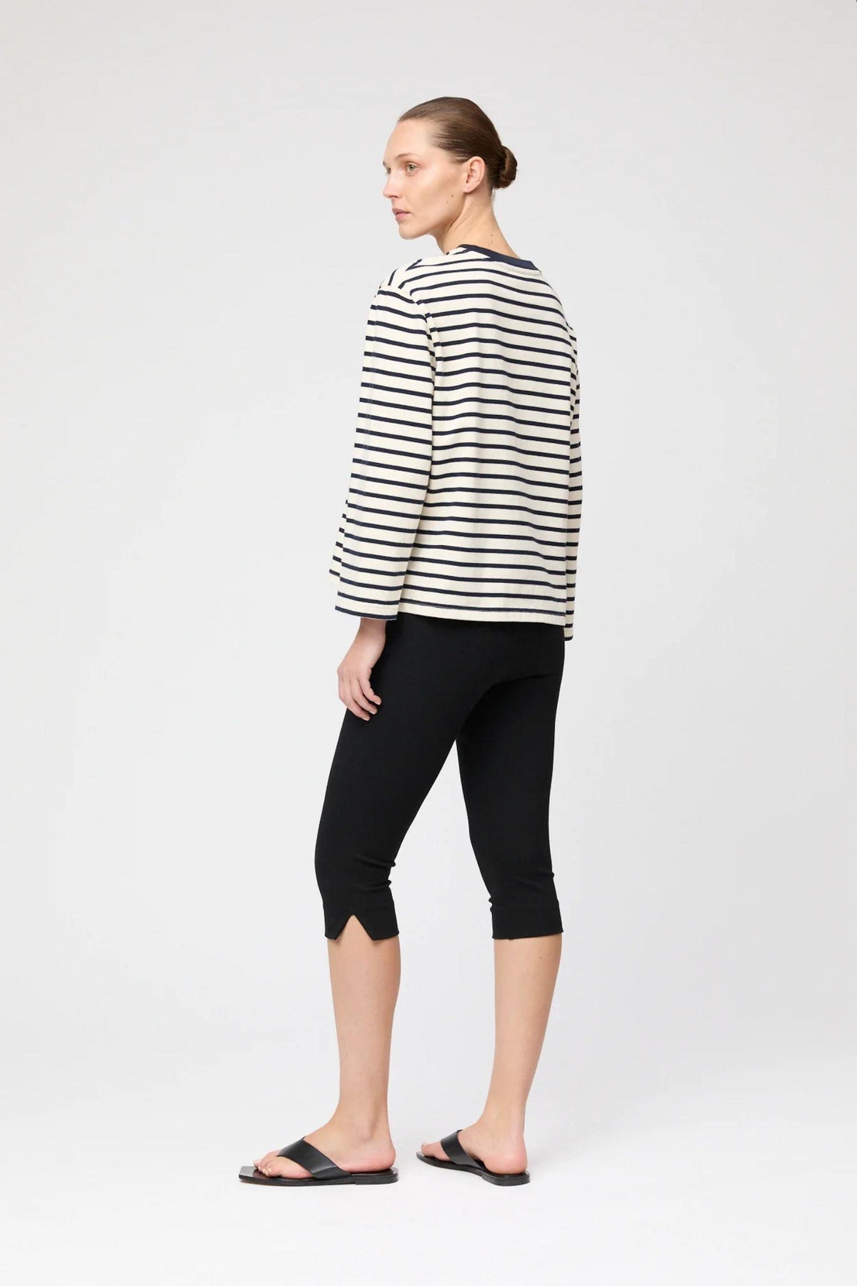 Stretch Capri Pants- Jet Black