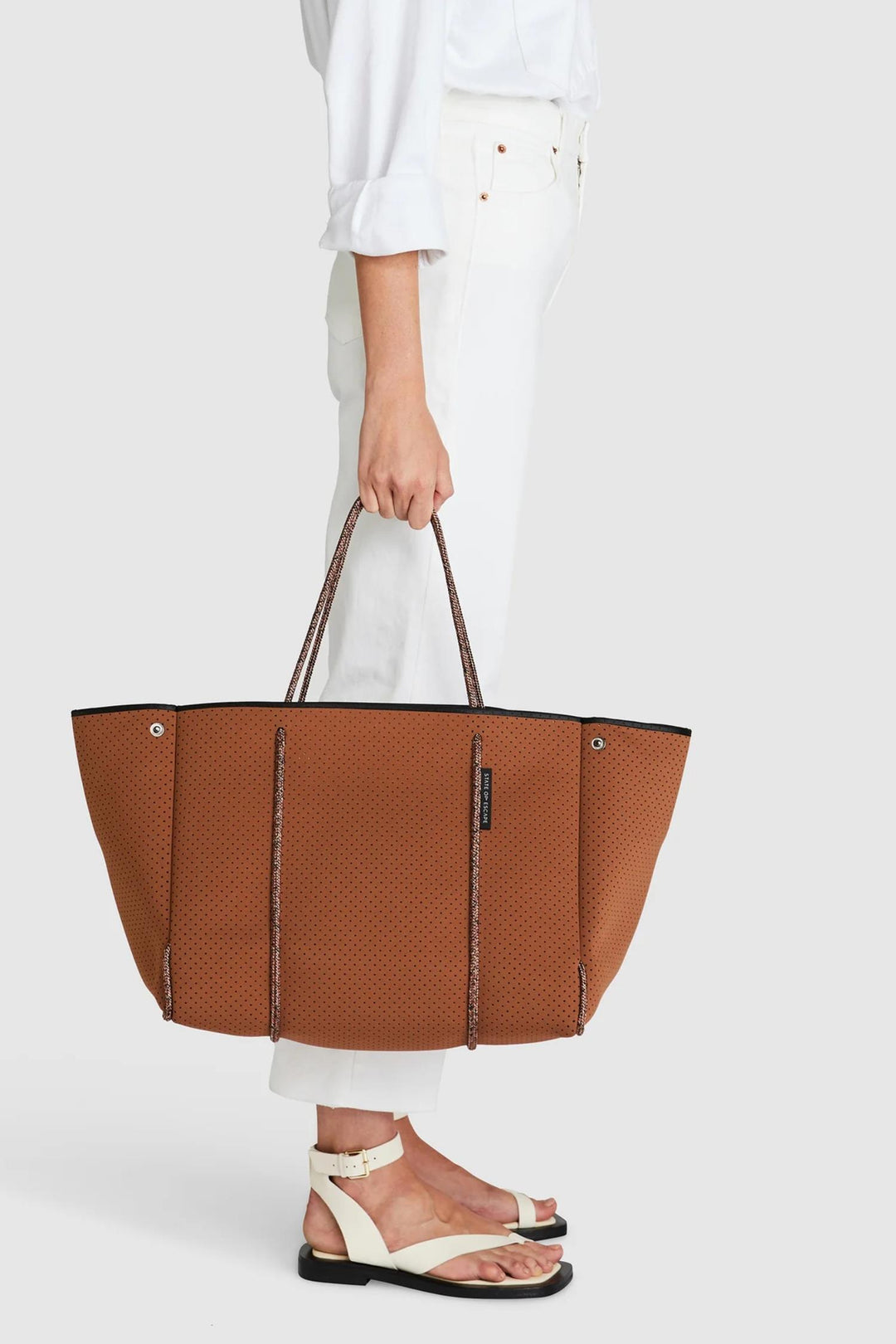 Escape Tote- Saddle