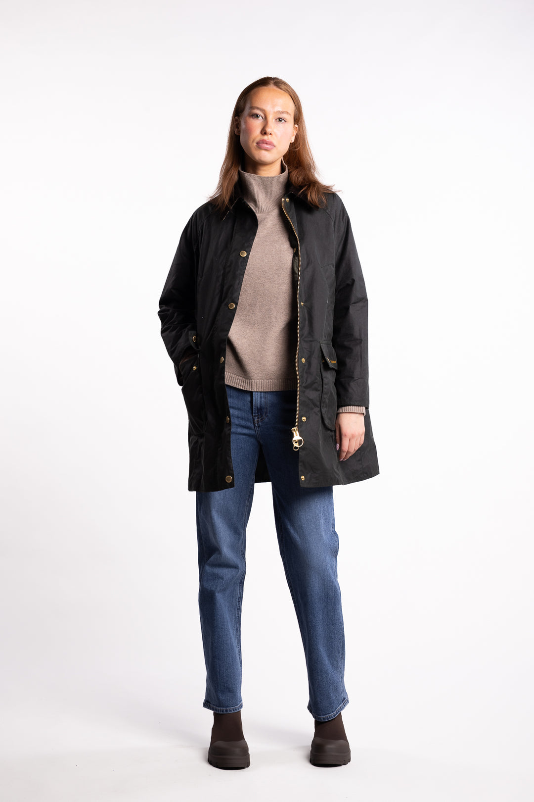 Long Beadnell Wax Jacket- Sage